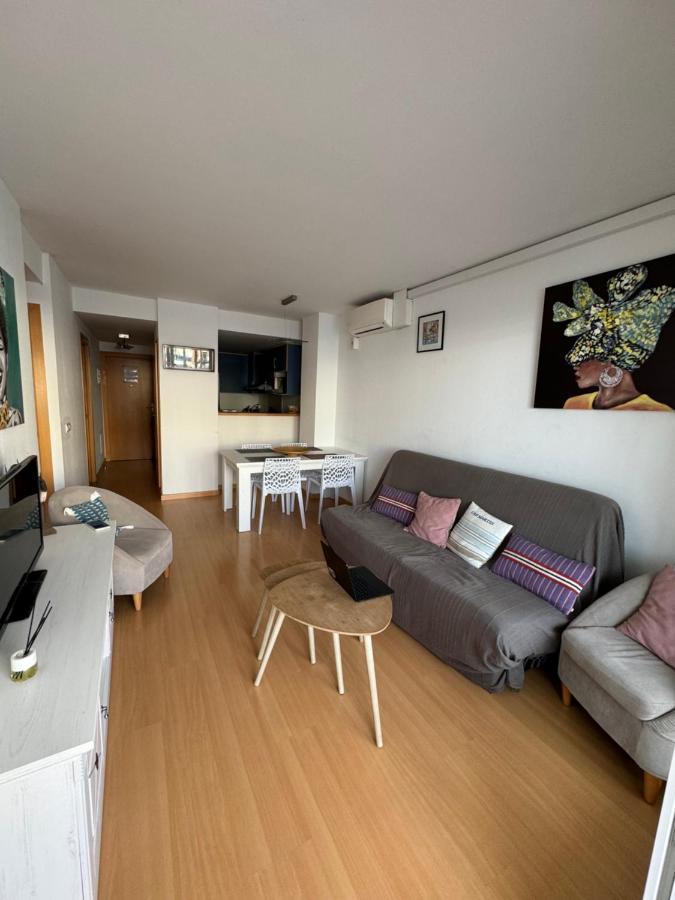 Marina 2 Apartment Roses Bagian luar foto